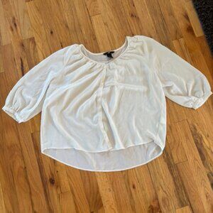 WOMANS HM BLOUSE SIZE 4